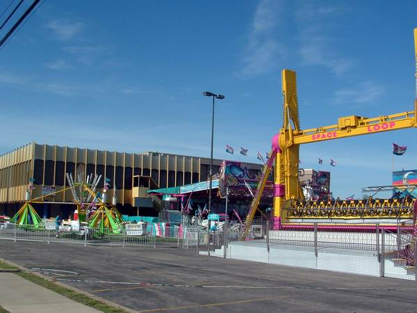 Quo Vadis Theatre - Carnival (newer photo)